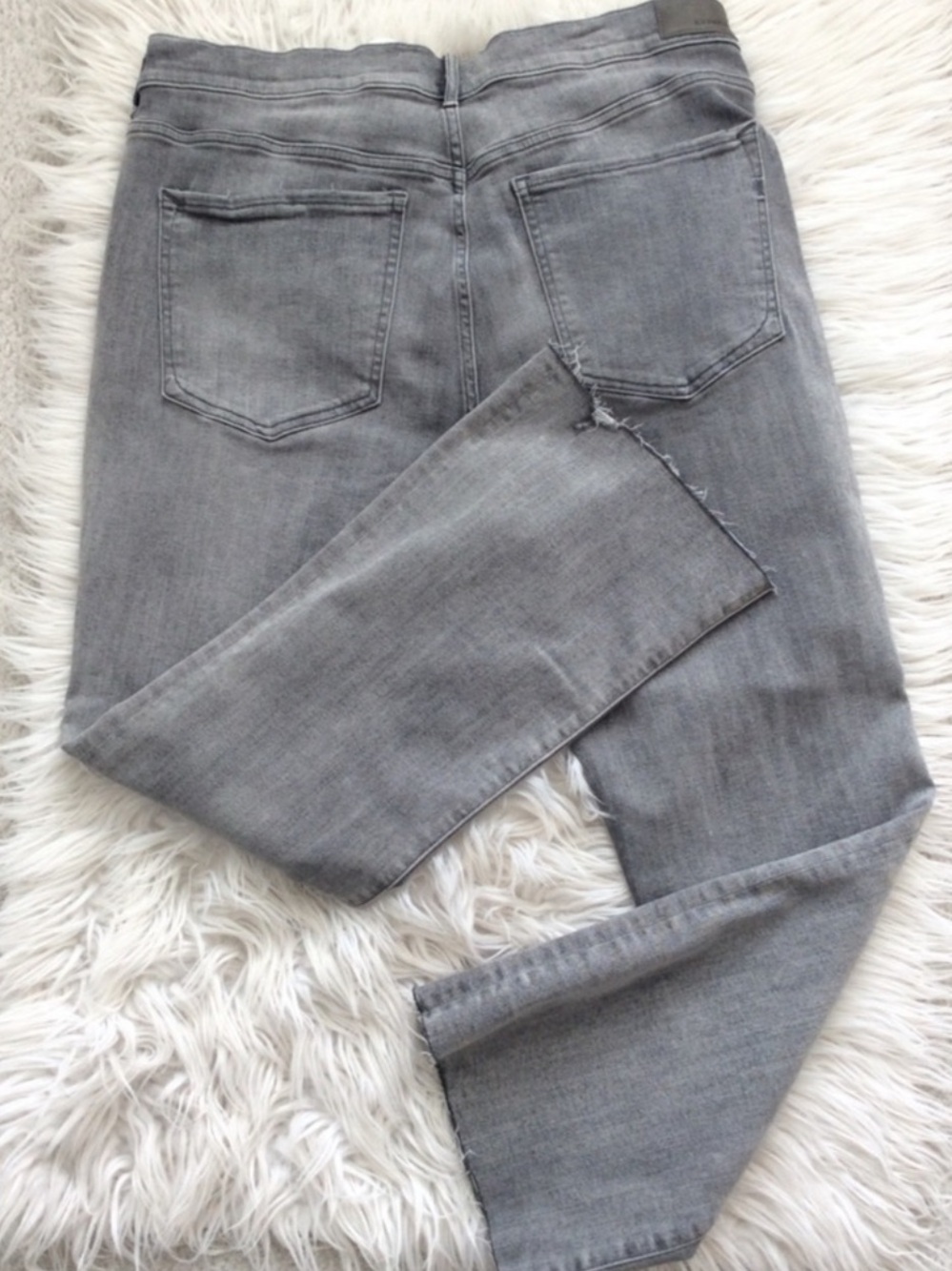 NWT Express High Rise Cropped Flare Jean - Picture 4 of 7